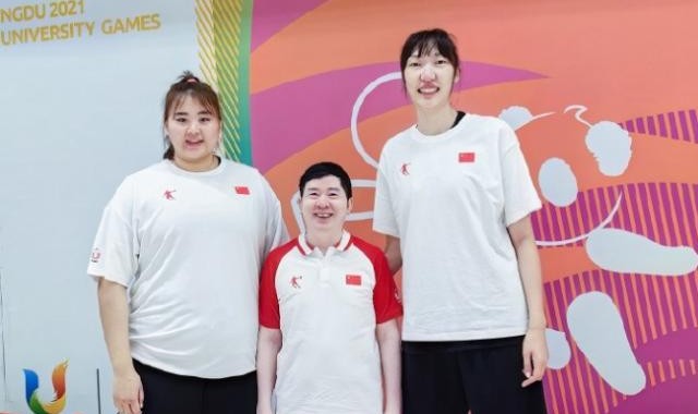 v体育app-韩旭联手女版奥尼尔冲奖牌！中国大运女篮名单出炉