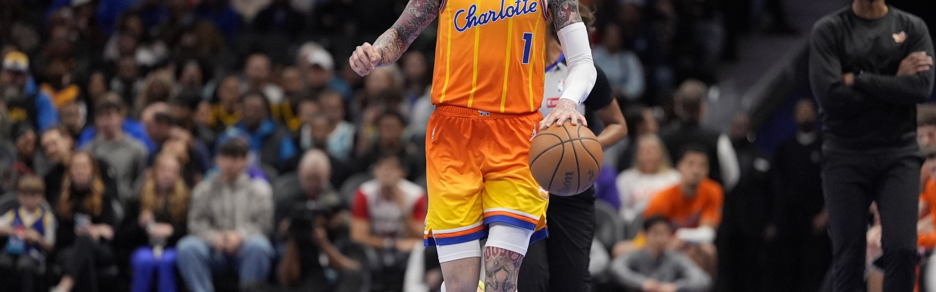 v体育app-拉梅洛·鲍尔：我们不该是现在这样的战绩 会继续努力提高成绩