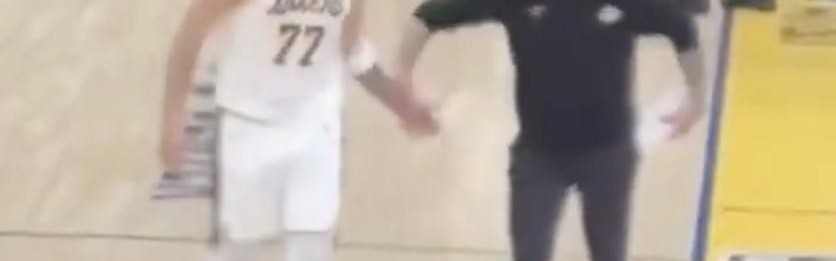 v体育官网-雷迪克与东契奇在湖勇大战疑似发生争吵，后者摊手表达不满